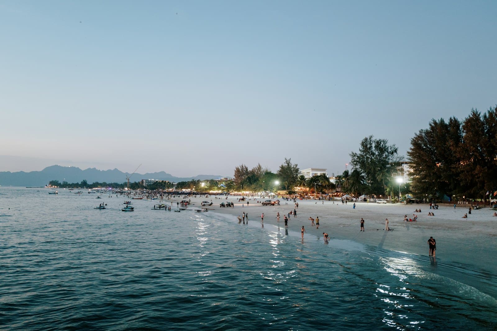 A coastline and islands for a wider Malaysia trip