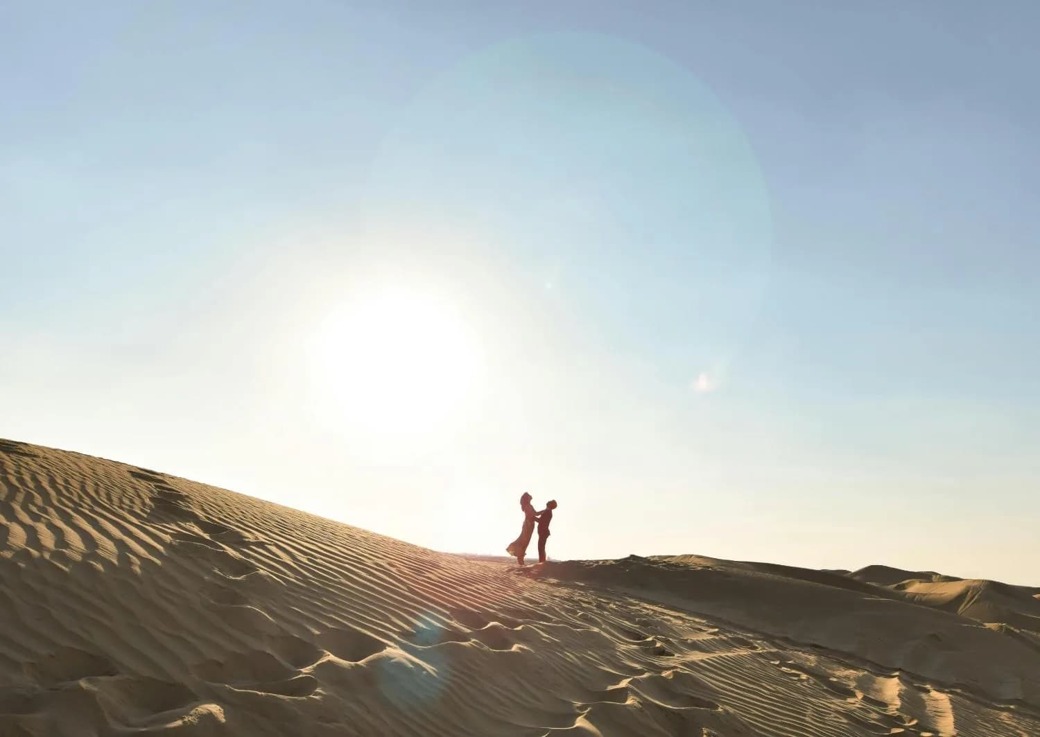 Dubai desert sunset view-best time to visit dubai