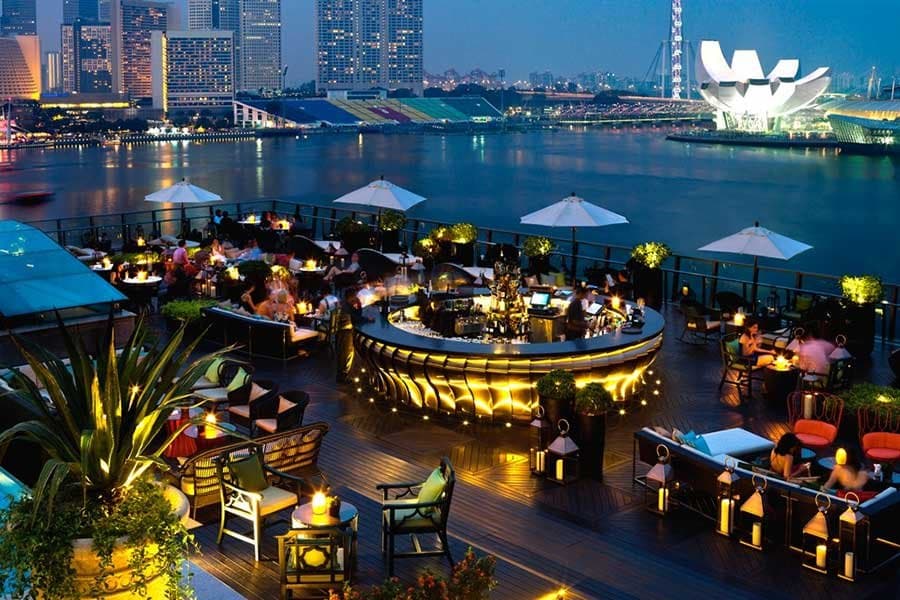 10 Best Rooftop Bars in Singapore 2025