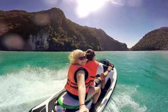 JETSKI ISLAND HOPPING