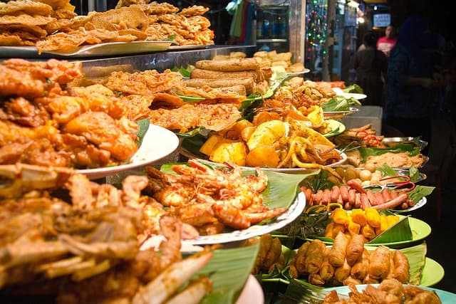 Tour For Foodies | Embassy Alliance