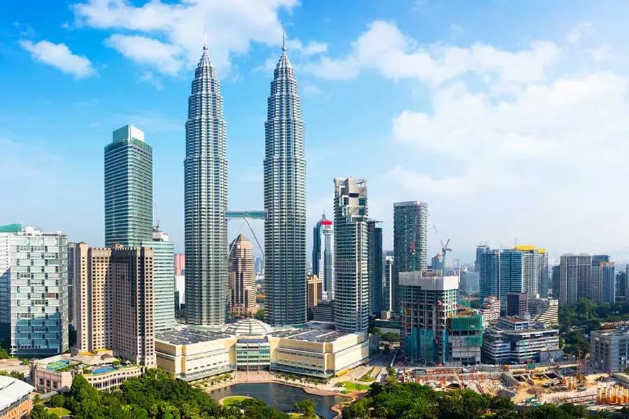 Башни-близнецы Петронас