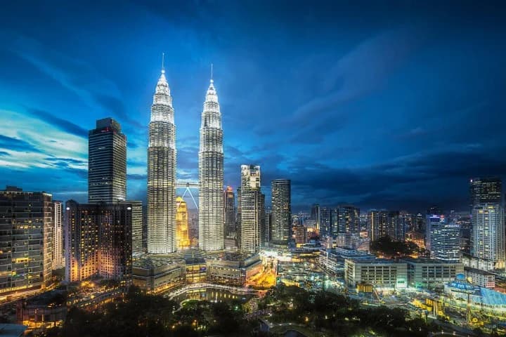 EVENING KUALA LUMPUR