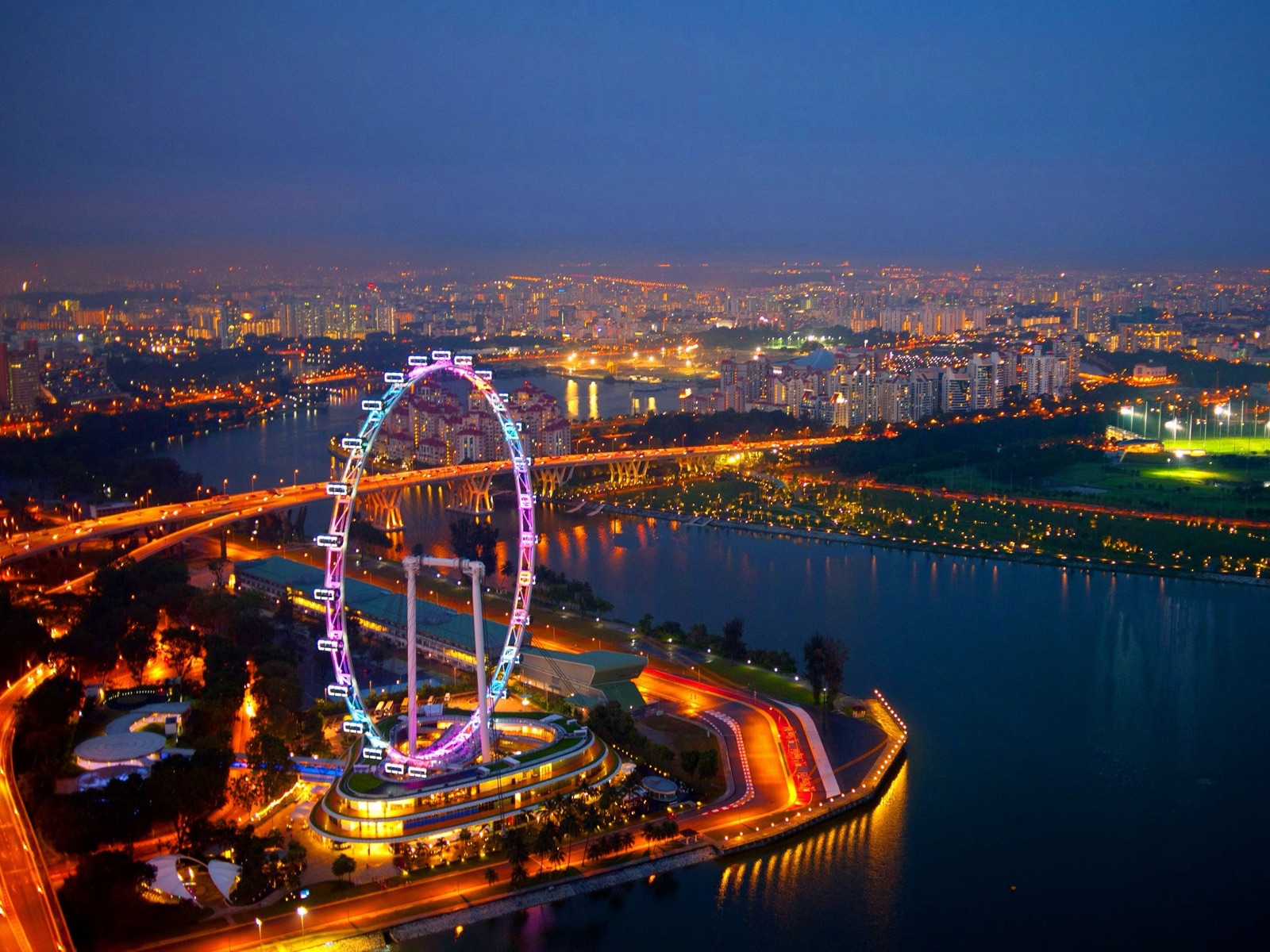 Колесо обозрения Singapore Flyer