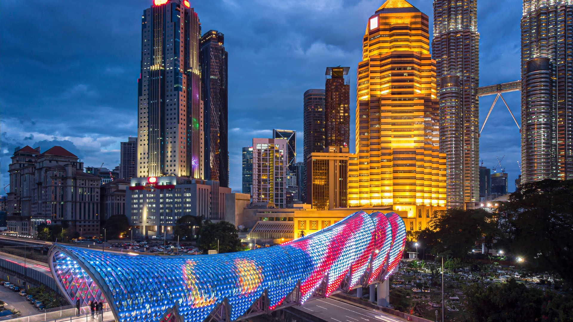 EVENING KUALA LUMPUR