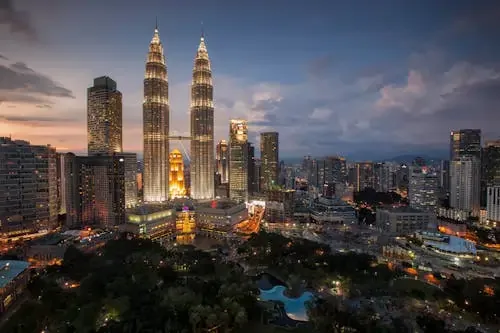 Kaula Lumper, Honeymoon in Malaysia guide for perfect romantic trip