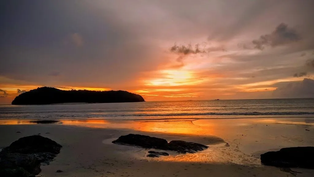 Romantic Islands and Beach Escapes