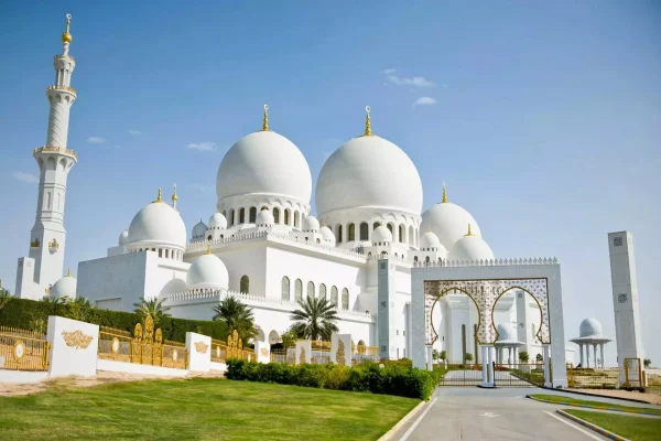 Abu Dhabi + Louvre