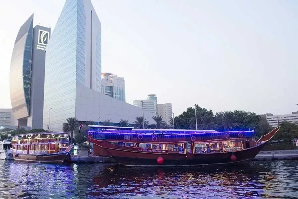 Dubai Cruise