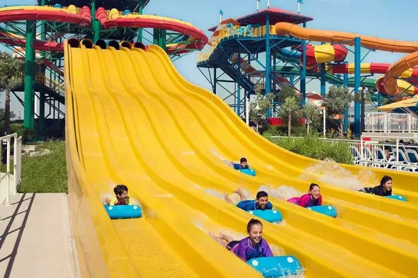 Motion Gate/Legoland/Legoland Water Park - Image 15
