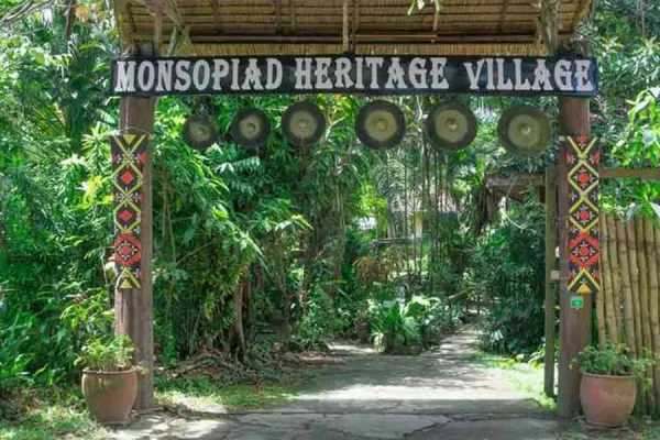A Trip to Monsopiad Village | Borneo — изображение 2