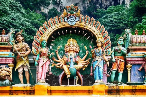 Batu Caves and Royal Selangor | Kuala Lumpur - Image 5