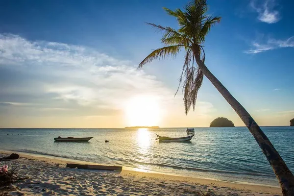 The Heavenly Island of Mantanani | Borneo — изображение 6