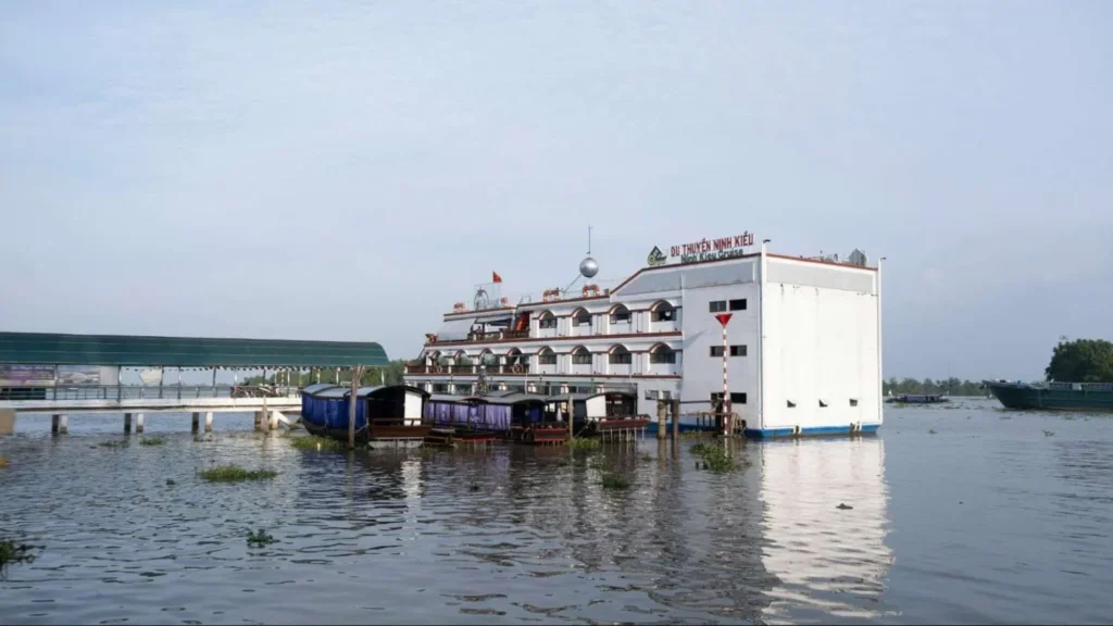 Clarke Quay River Cruise
